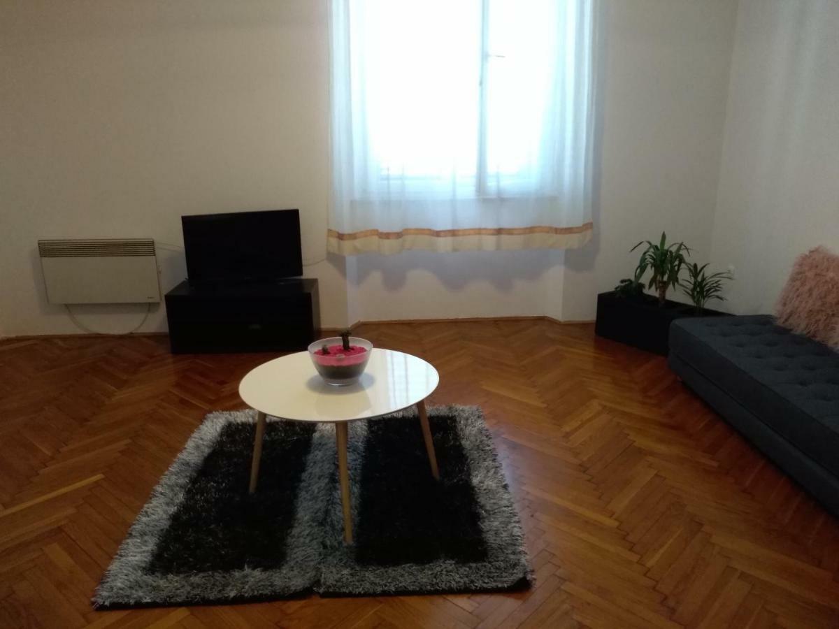 Apartment Giardino Риека Экстерьер фото